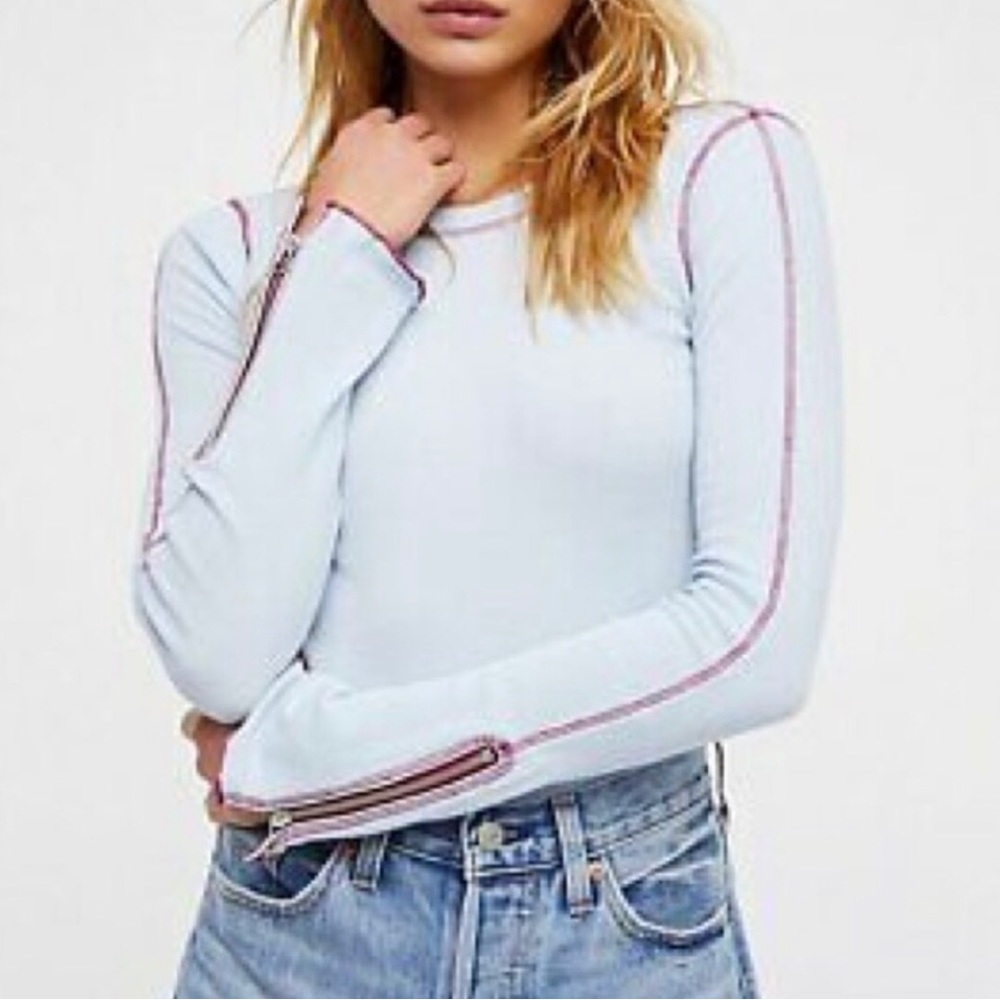 FREE PEOPLE Light Blue Zip To It Cuff Thermal Top w/Contrast Stitching; Size M